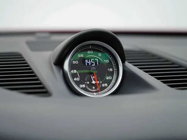 Porsche 911 Carrera 4 GTS