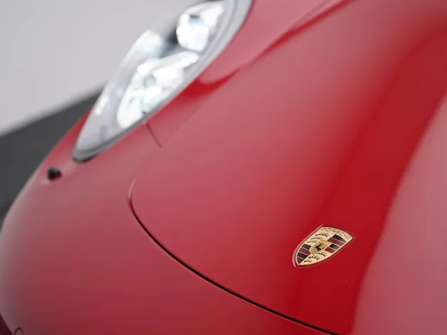 Porsche 911 Carrera 4 GTS
