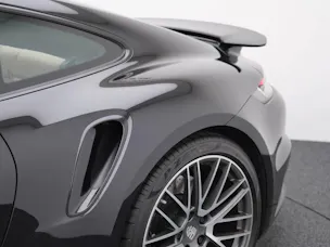 PORSCHE 911 Turbo
