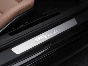 PORSCHE 911 Turbo