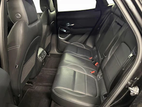 https://vehicle.imgix.net/4416420/ba4d0603-8684-4086-b849-36bb8e905cd5.jpg