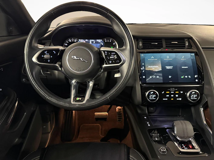 Fahrzeugbild JAGUAR E-PACE