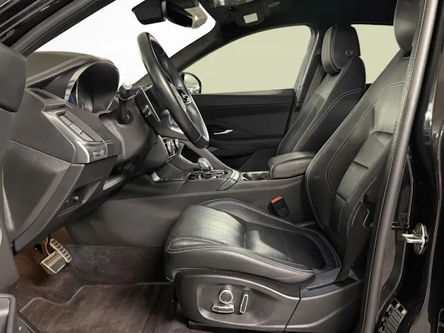 Jaguar E-Pace 2.0 I4 200 R-Dynamic SE AWD