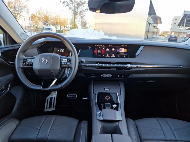DS Automobiles 4 1.6 PureTech 225 La Première