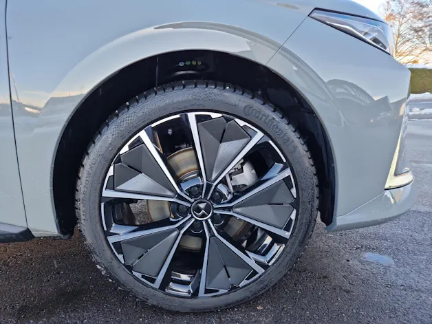 DS Automobiles 4 1.6 PureTech 225 La Première