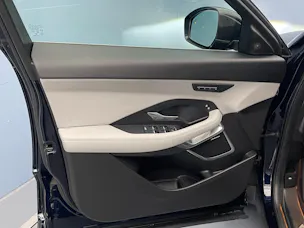 Jaguar E-Pace 1.5 T 300e R-Dynamic SE AWD