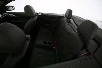 https://vehicle.imgix.net/4416483/34022c28-6a57-4a7f-b004-474d7061cb48.jpg