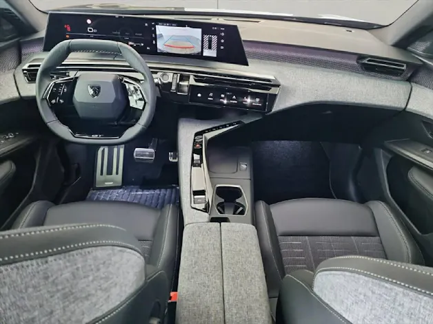 Peugeot 3008 1.2 Hybrid 145PS GT *Automat*