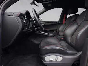 PORSCHE Macan GTS