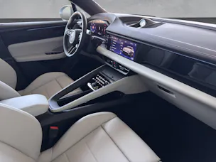 PORSCHE Macan Turbo