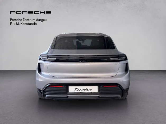 PORSCHE Macan Turbo