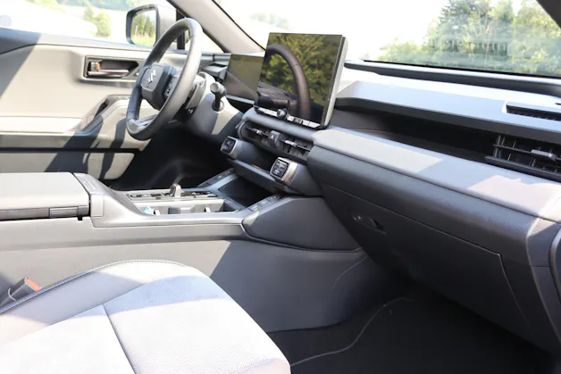 Suzuki Across 2.5 PHEV Compact Top 4x4