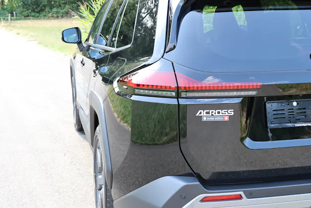 Suzuki Across 2.5 PHEV Compact Top 4x4