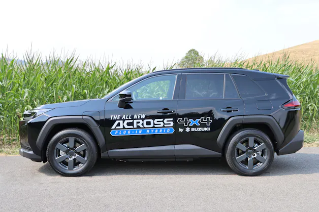 Suzuki Across 2.5 PHEV Compact Top 4x4