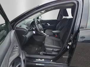 Toyota Yaris 1.5 VVT-i HSD Trend