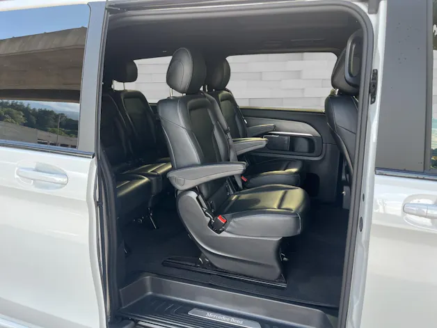 Mercedes-Benz V 300 d Swiss Ed. lang Van