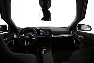 https://vehicle.imgix.net/4416562/c5c9b0f5-23e9-45f9-88a6-541287b5f444.jpg