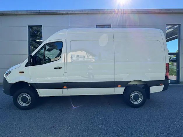 MERCEDES-BENZ Sprinter 319 CDI 4x4 Pro Kasten HD 3665 S Worker