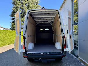 MERCEDES-BENZ Sprinter 319 CDI 4x4 Pro Kasten HD 3665 S Worker