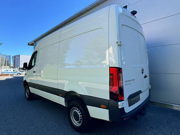 MERCEDES-BENZ Sprinter 319 CDI 4x4 Pro Kasten HD 3665 S Worker