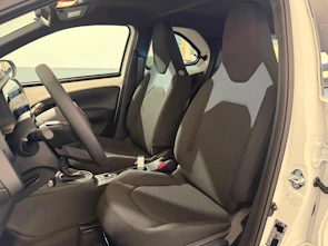 Fahrzeugbild TOYOTA Aygo X 1.5 VVT-i HSD Comfort