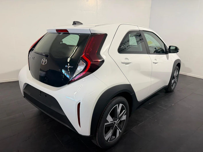 Fahrzeugbild TOYOTA AYGO X