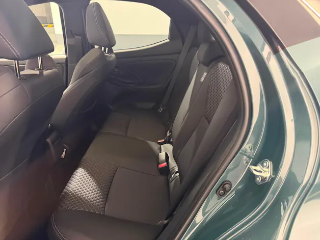 Toyota Yaris 1.5 VVT-i HSD Premium
