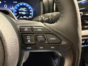 https://vehicle.imgix.net/4416582/18391d86-42f5-4f39-aea3-c64c4c770ea3.jpeg
