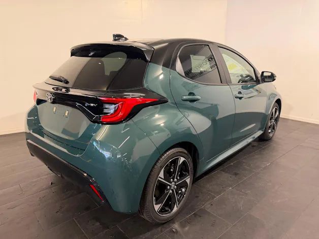 Toyota Yaris 1.5 VVT-i HSD Premium