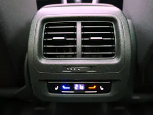 VW Touran 1.5 TSI DSG R-Line Black Style