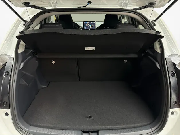 Toyota Yaris 1.5 VVT-i HSD Trend