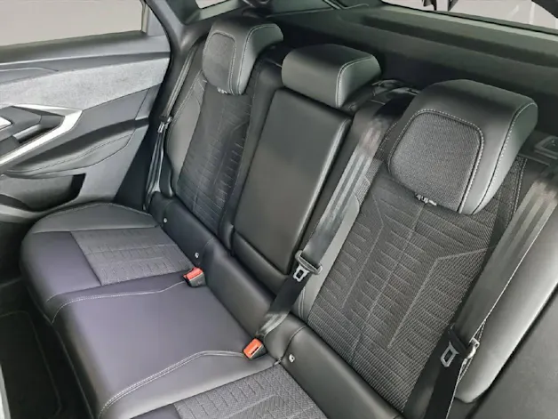 Peugeot 3008 1.2 Hybrid 145PS GT *Automat*