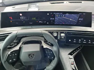 Peugeot 3008 1.2 Hybrid 145PS GT *Automat*