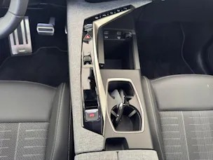 Peugeot 3008 1.2 Hybrid 145PS GT *Automat*