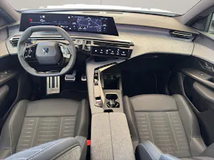 Peugeot 3008 1.2 Hybrid 145PS GT *Automat*
