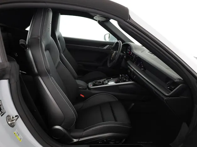 Porsche 911 Carrera 4S Cabriolet