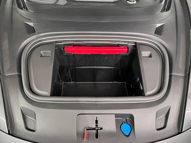 PORSCHE Taycan Turbo GT mit Weissach-Paket