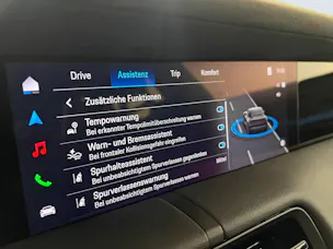 PORSCHE Taycan Turbo GT mit Weissach-Paket