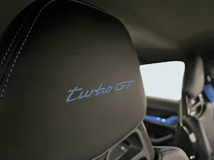 PORSCHE Taycan Turbo GT mit Weissach-Paket