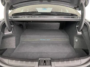PORSCHE Taycan Turbo GT mit Weissach-Paket