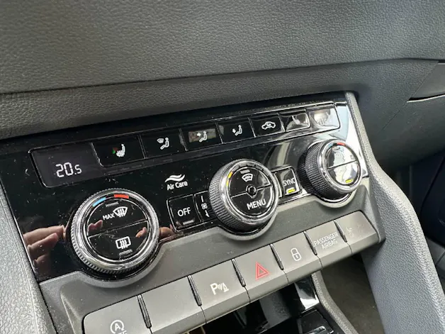 Škoda Karoq 2.0 TSI SportLine 4x4 DSG