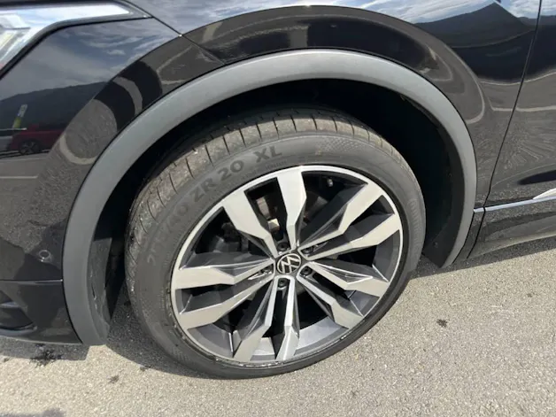 VW Tiguan Allspace 2.0 TSI R-Line DSG - CH