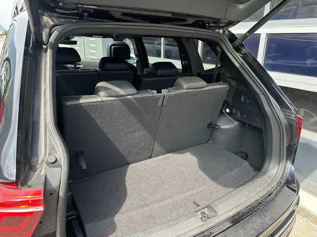 VW Tiguan Allspace 2.0 TSI R-Line DSG - CH