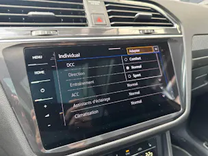 VW Tiguan Allspace 2.0 TSI R-Line DSG - CH