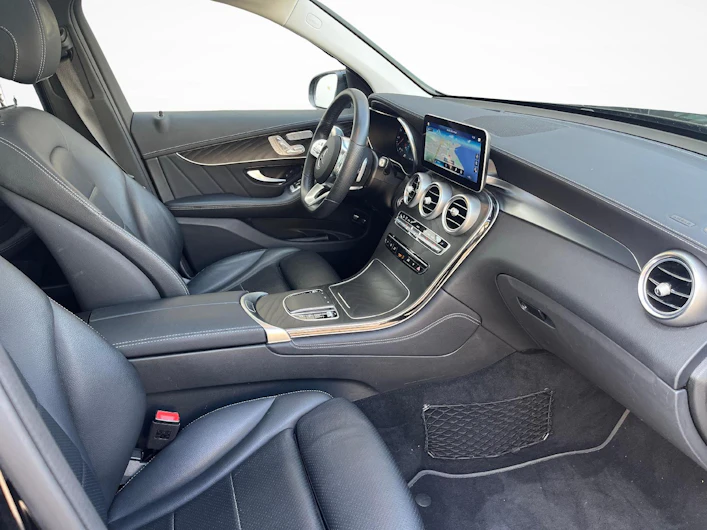Fahrzeugbild MERCEDES-BENZ GLC 300