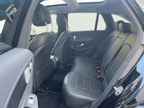 Fahrzeugbild MERCEDES-BENZ GLC 300 AMG Line 4m