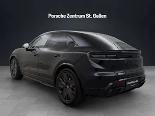 PORSCHE Macan GTS