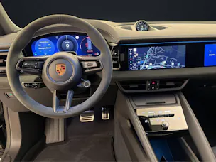PORSCHE Macan GTS
