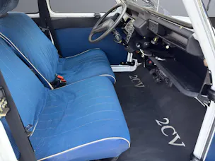 Citroën 2CV6 Special
