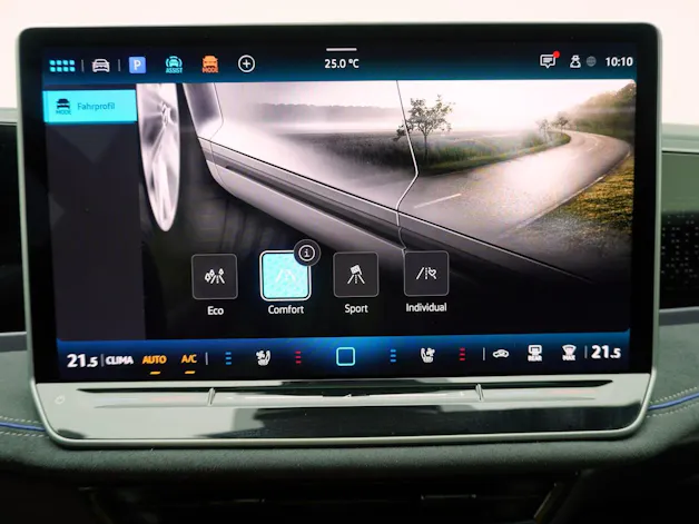 VW Passat Variant 2.0 TSI DSG R-Line 4Motion